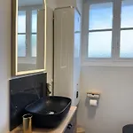 L Hibou Apartment