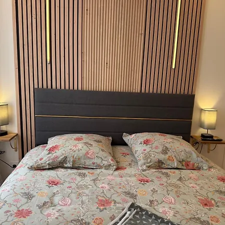L Hibou Apartment